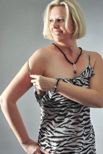 Mature amateur page leaked private photo uncensored HD quality