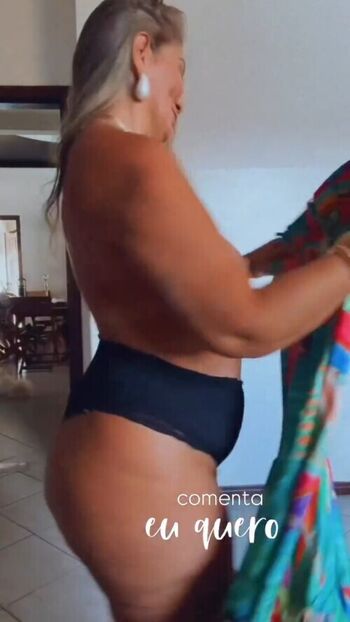 Mature women page leaked private photo uncensored HD quality