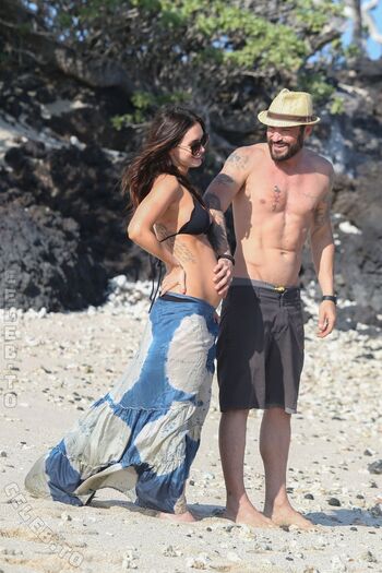 Megan fox  page leaked private photo uncensored HD quality