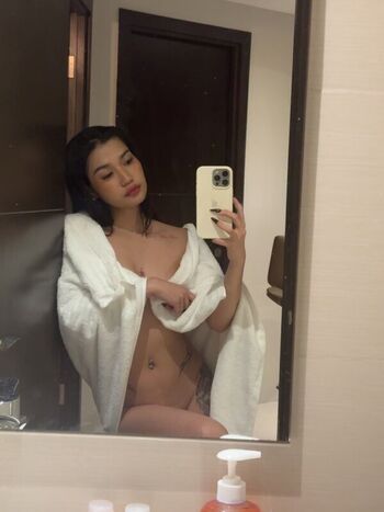 Meia cassandra leaked private photo uncensored HD quality
