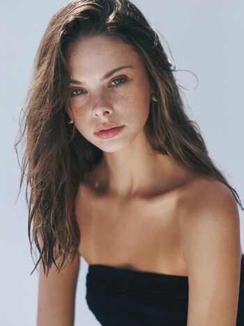 Meika woollard page leaked private photo uncensored HD quality