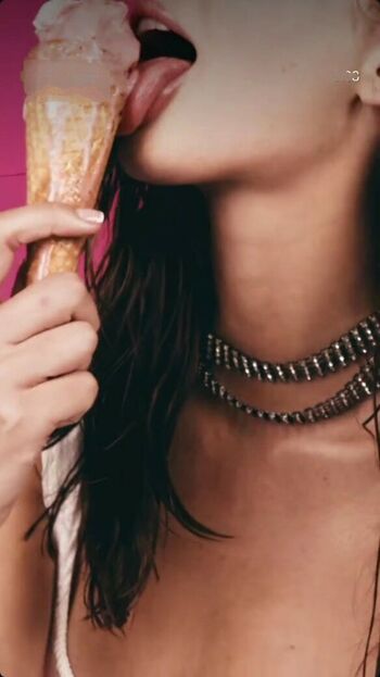 Meika woollard page leaked private photo uncensored HD quality