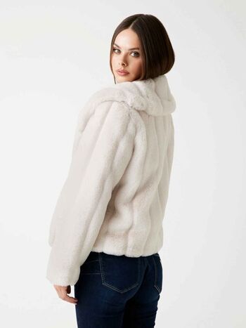 Meika woollard page leaked private photo uncensored HD quality