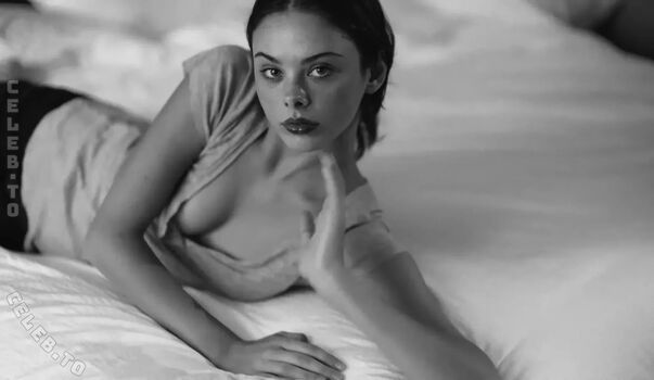Meika woollard page leaked private photo uncensored HD quality