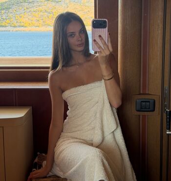 Meika woollard page leaked private photo uncensored HD quality