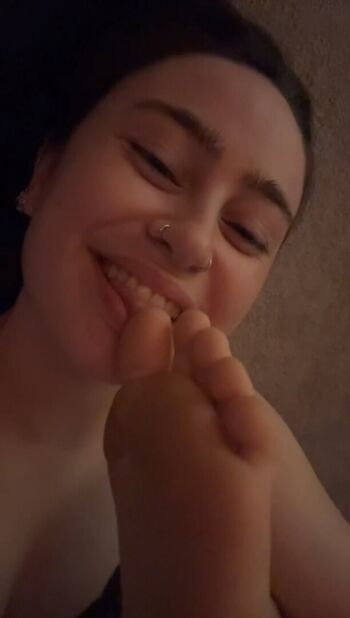 Miaaarcher leaked private photo uncensored HD quality