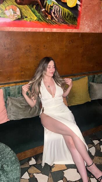 Miafitz page leaked private photo uncensored HD quality