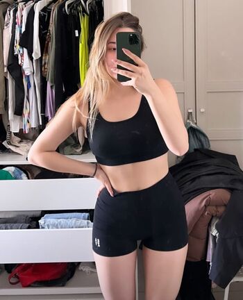 Miafitz leaked private photo uncensored HD quality
