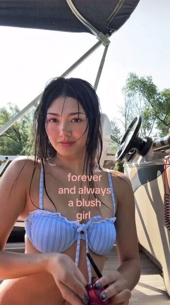 Miku martineau page leaked private photo uncensored HD quality