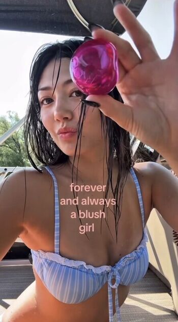 Miku martineau page leaked private photo uncensored HD quality