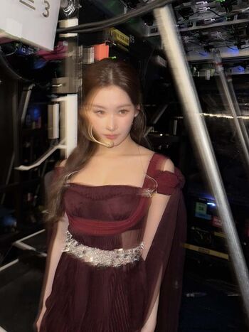 Minatozaki sana page leaked private photo uncensored HD quality