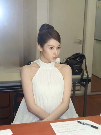 Minatozaki sana page leaked private photo uncensored HD quality