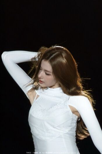 Minatozaki sana page leaked private photo uncensored HD quality