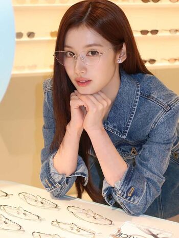 Minatozaki sana page leaked private photo uncensored HD quality