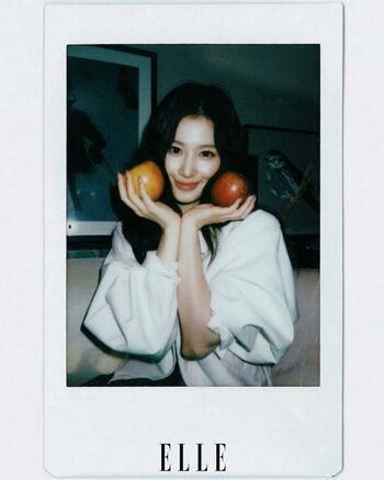 Minatozaki sana page leaked private photo uncensored HD quality