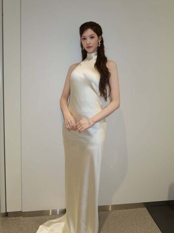 Minatozaki sana page leaked private photo uncensored HD quality