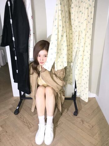 Minatozaki sana page leaked private photo uncensored HD quality
