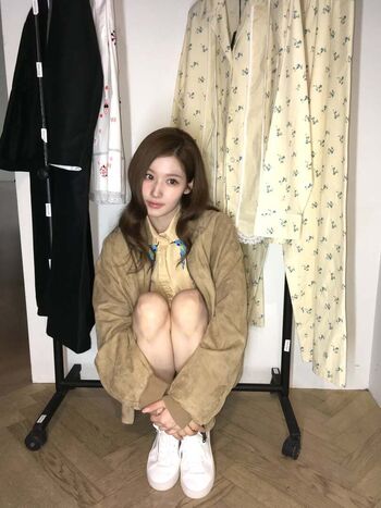 Minatozaki sana page leaked private photo uncensored HD quality