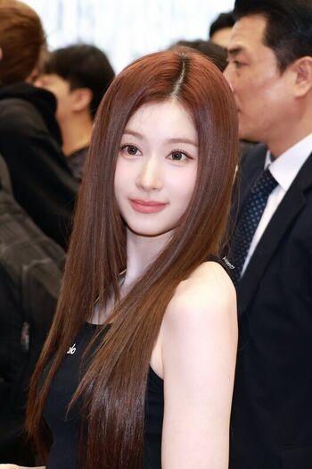 Minatozaki sana page leaked private photo uncensored HD quality