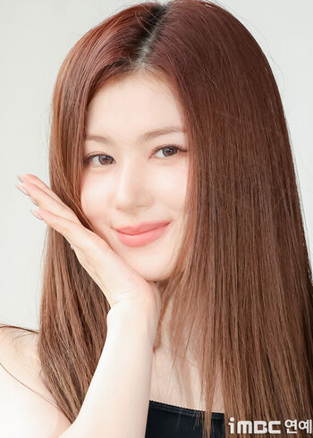 Minatozaki sana page leaked private photo uncensored HD quality