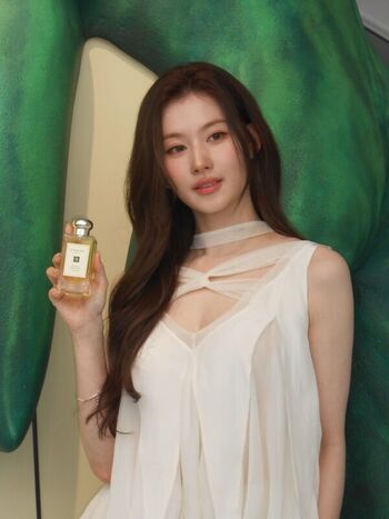 Minatozaki sana page leaked private photo uncensored HD quality