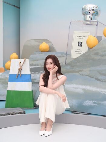 Minatozaki sana page leaked private photo uncensored HD quality