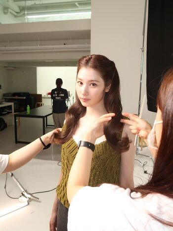 Minatozaki sana page leaked private photo uncensored HD quality