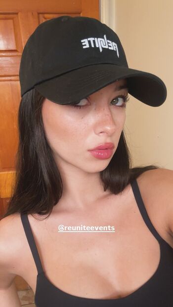 Mishka chantal silva  page leaked private photo uncensored HD quality