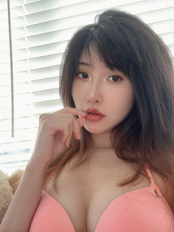 Misswarmj  page leaked private photo uncensored HD quality