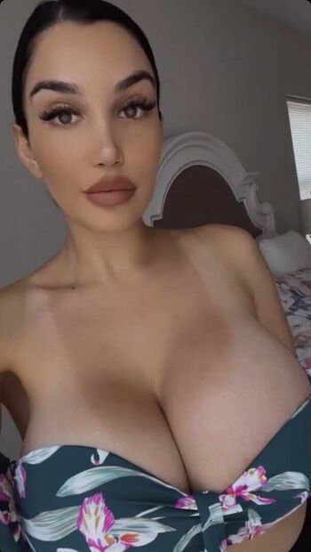 Missxocandice page leaked private photo uncensored HD quality