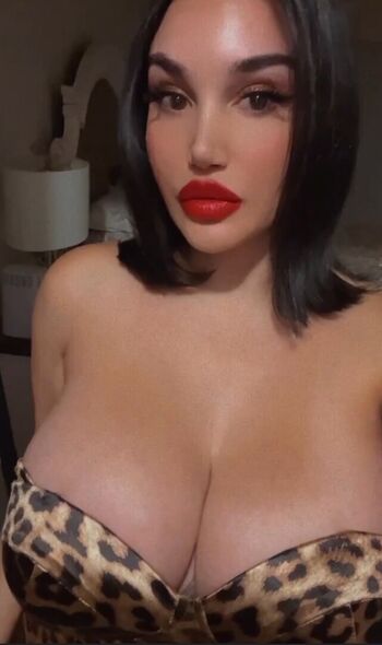 Missxocandice page leaked private photo uncensored HD quality