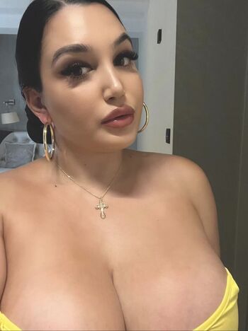 Missxocandice page leaked private photo uncensored HD quality