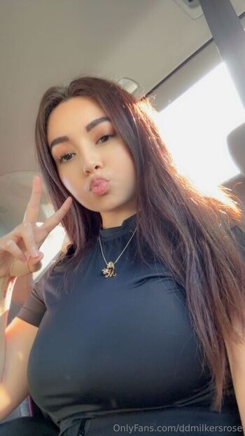 Mommymilkersrose leaked private photo uncensored HD quality