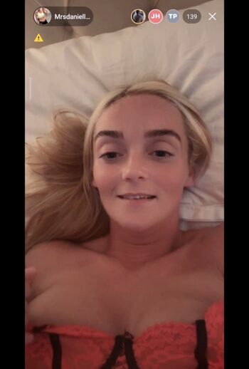 Mrsdanielle leaked private photo uncensored HD quality