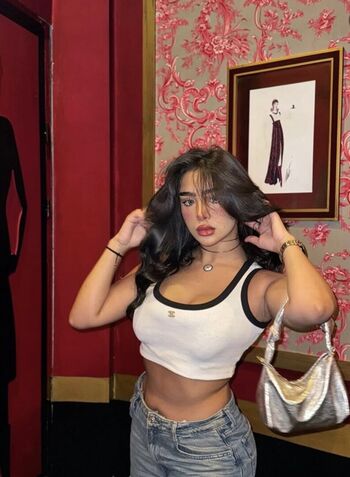 Nadiasultanx page leaked private photo uncensored HD quality