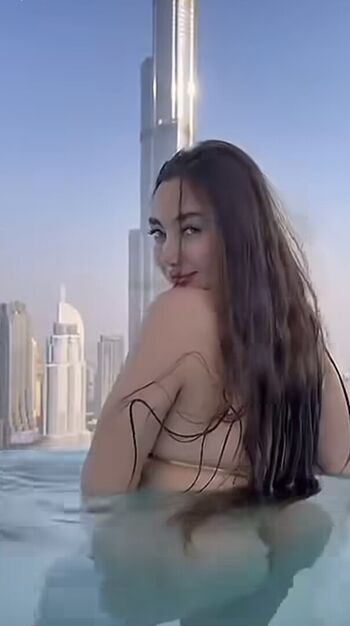 Nadiasultanx page leaked private photo uncensored HD quality