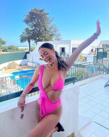Niamh cryan page leaked private photo uncensored HD quality