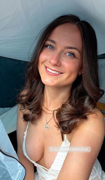 Niamh cryan page leaked private photo uncensored HD quality
