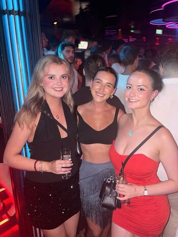 Niamh cryan page leaked private photo uncensored HD quality