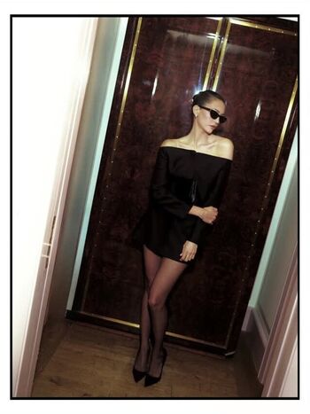 Nina dobrev page leaked private photo uncensored HD quality