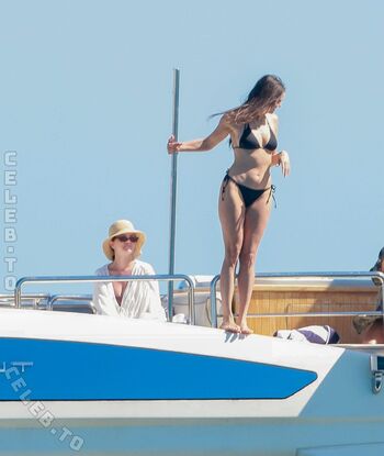 Nina dobrev page leaked private photo uncensored HD quality