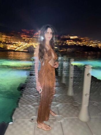 Nina dobrev page leaked private photo uncensored HD quality