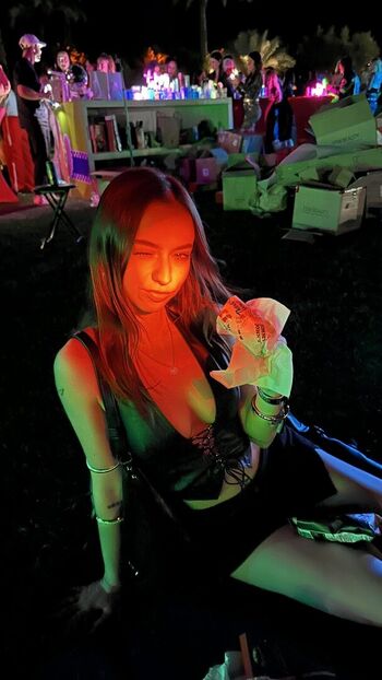 Nnayetakk  page leaked private photo uncensored HD quality