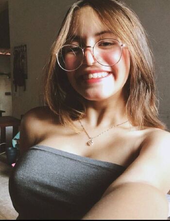 Novinhas peitudas  page leaked private photo uncensored HD quality