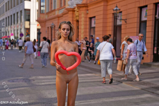 Nude in public page leaked private photo uncensored HD quality