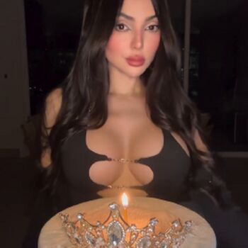 Nyvi estephan page leaked private photo uncensored HD quality