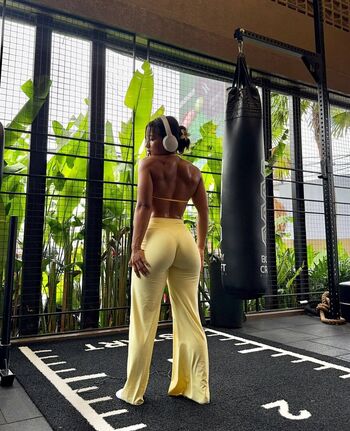 Okyyoliviaa  page leaked private photo uncensored HD quality