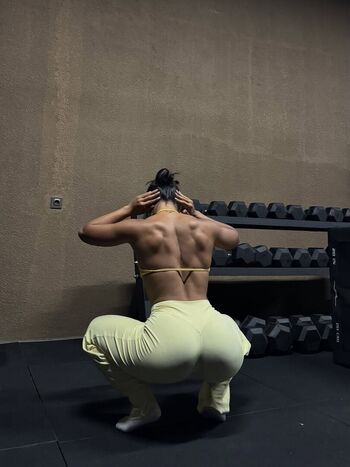 Okyyoliviaa leaked private photo uncensored HD quality