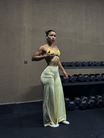 Okyyoliviaa leaked private photo uncensored HD quality