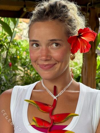 Olivia ponton page leaked private photo uncensored HD quality